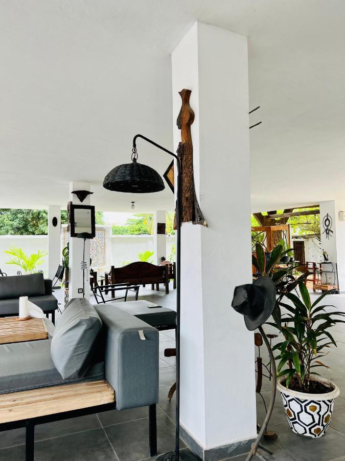 La Villa Saint Jean Котону Екстериор снимка