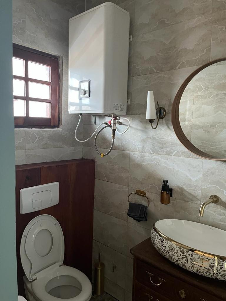 La Villa Saint Jean Котону Екстериор снимка