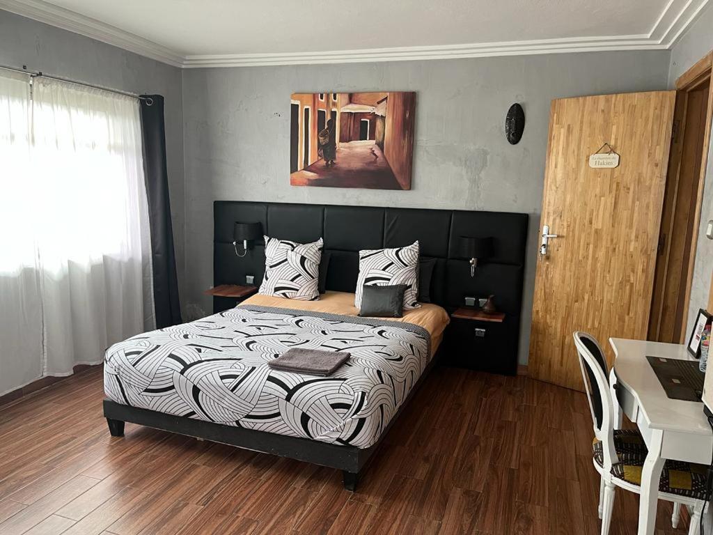 La Villa Saint Jean Котону Екстериор снимка
