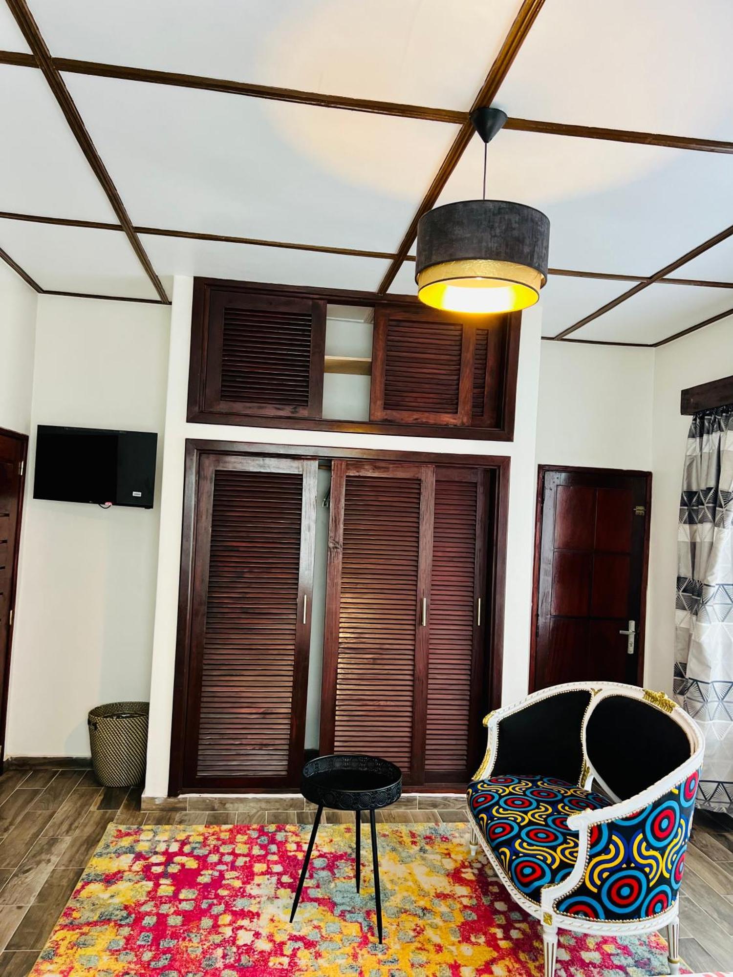 La Villa Saint Jean Котону Екстериор снимка